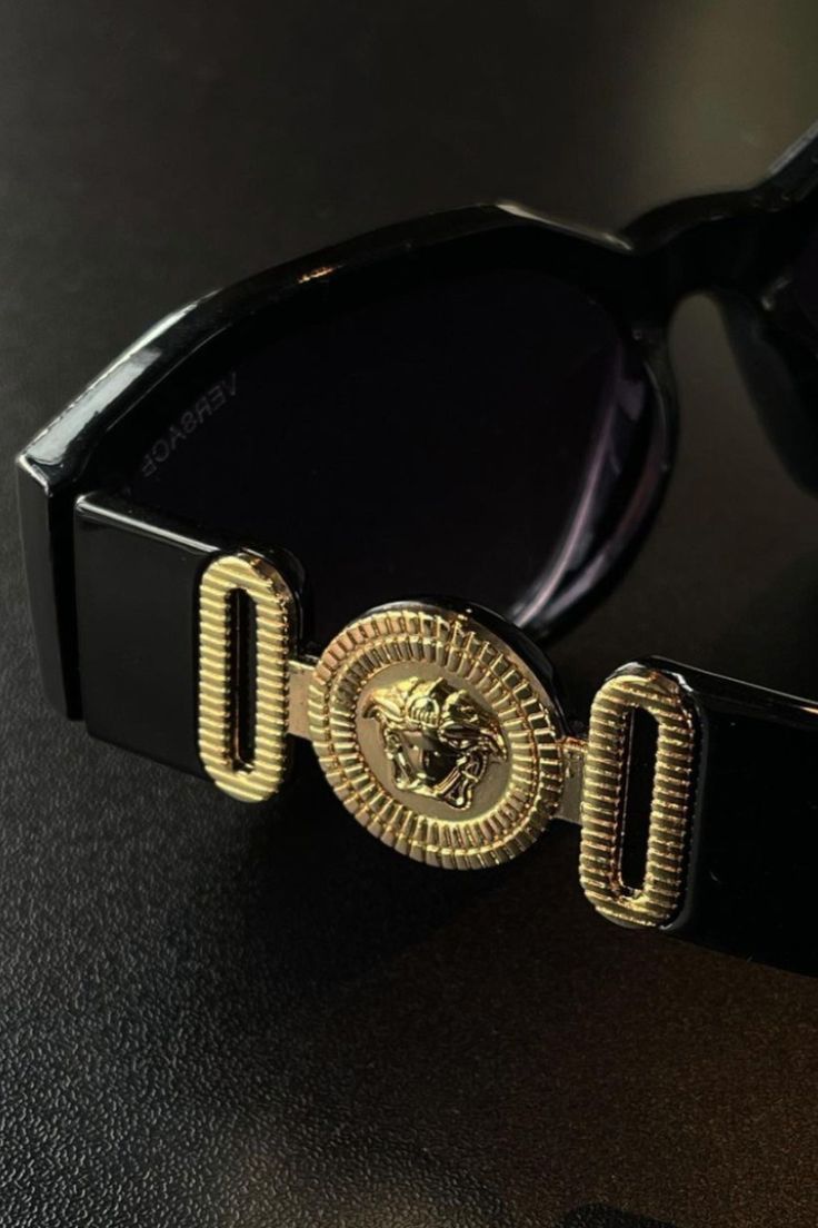Versace Medusa Black