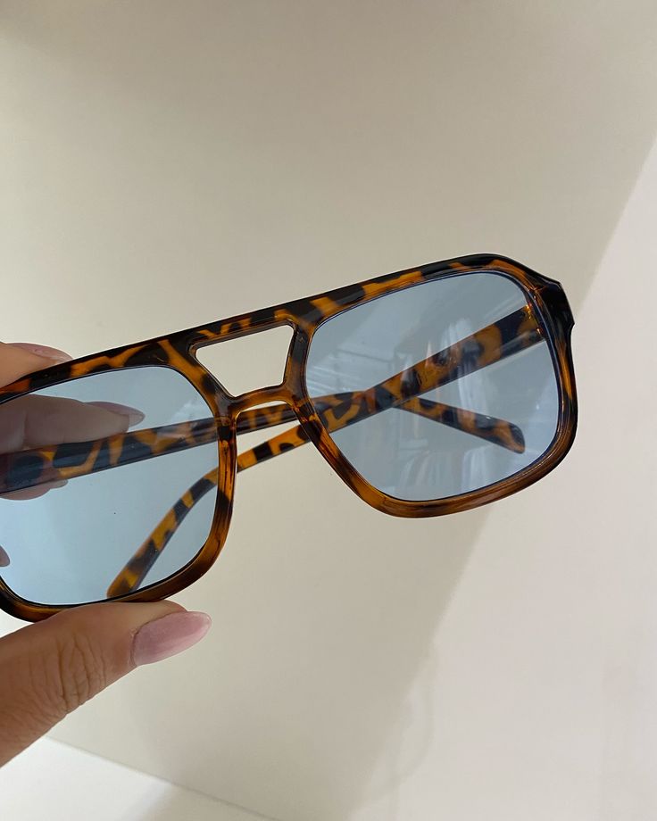 Blue Lenses Sunglasses 💙