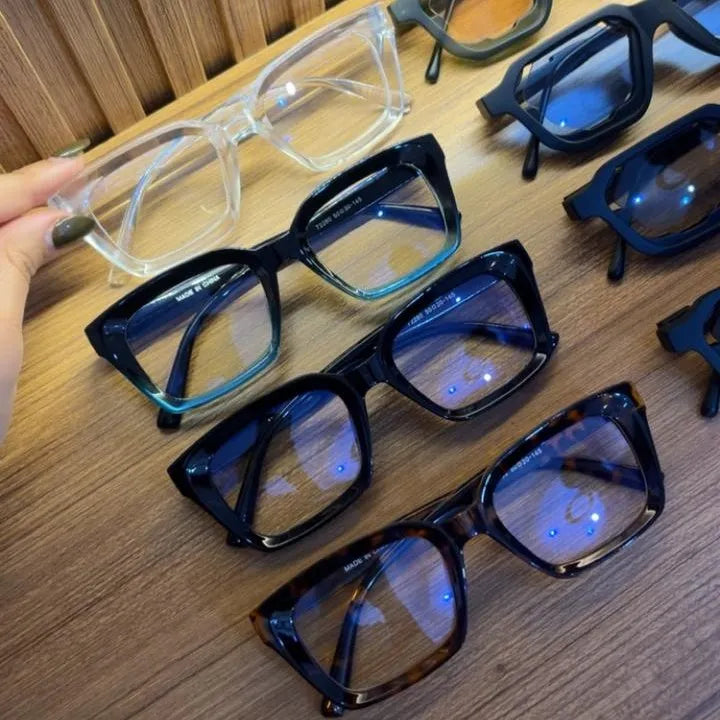 𝐂𝐞𝐥𝐢𝐧𝐞 𝐆𝐥𝐚𝐬𝐬𝐞𝐬💎