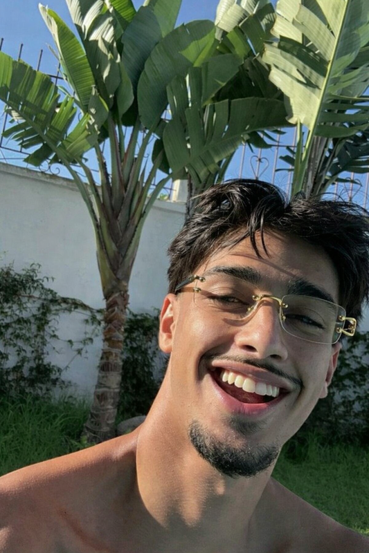 𝐂𝐚𝐫𝐭𝐢𝐞𝐫 𝐓𝐫𝐚𝐧𝐬𝐩𝐚𝐫𝐞𝐧𝐭🥷🏻