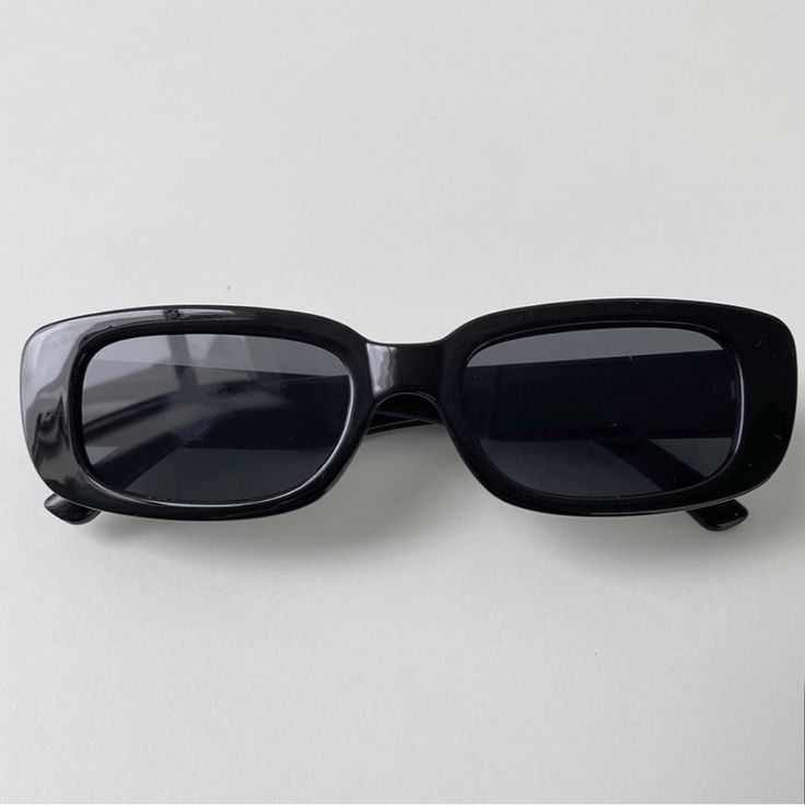 Hailey Black Sunglasses