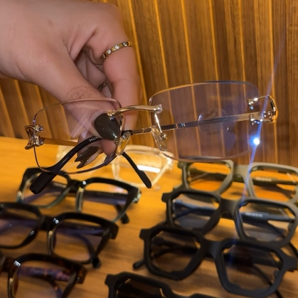 𝐂𝐚𝐫𝐭𝐢𝐞𝐫 𝐓𝐫𝐚𝐧𝐬𝐩𝐚𝐫𝐞𝐧𝐭🥷🏻