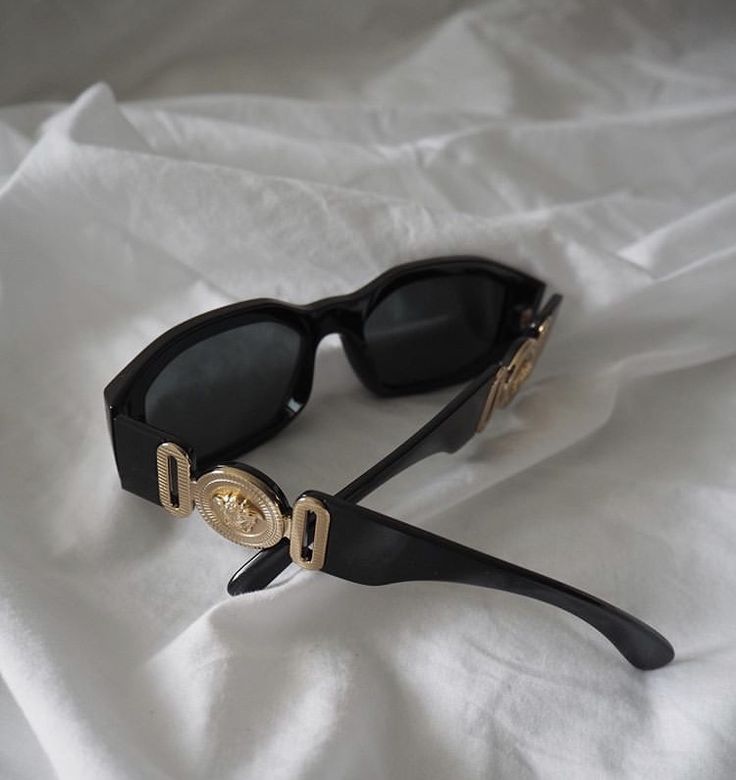Versace Medusa Black